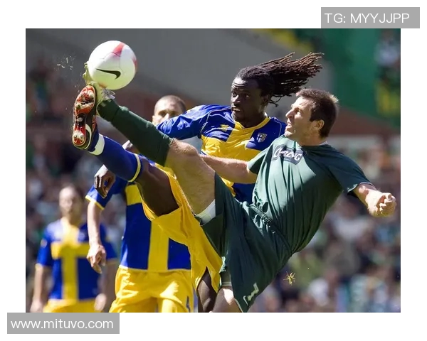 库尔图瓦的传奇之路：从青涩少年到世界顶级门将的成长历程